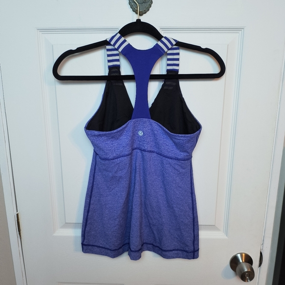 Lululemon Tank Top 8 Blue Striped Quick dry - Picture 4 of 6
